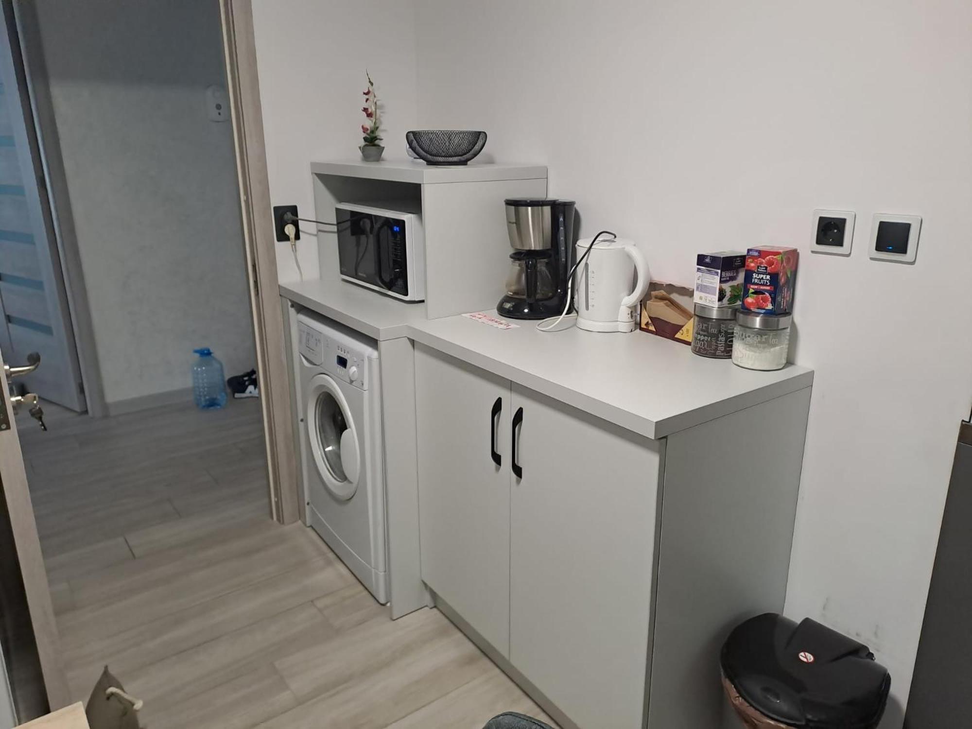 Ilona Apartament 3 Camere Римніку-Вилча Екстер'єр фото