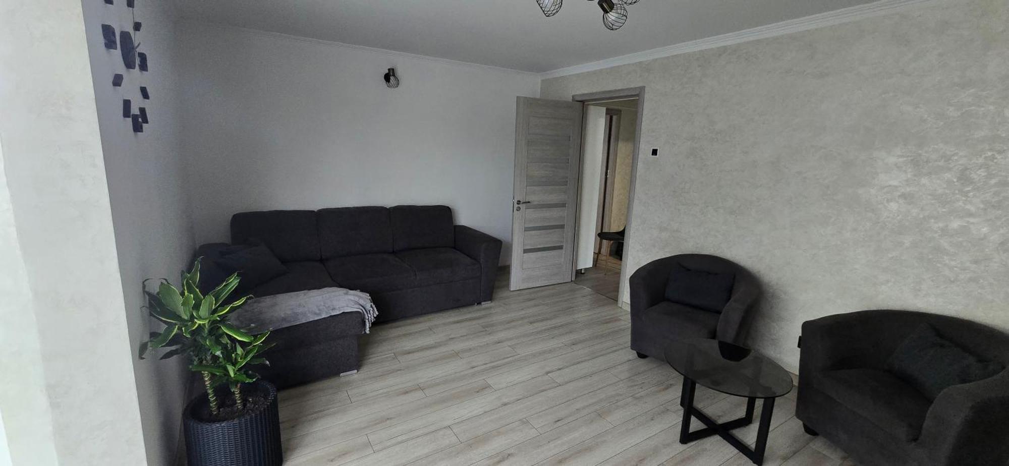 Ilona Apartament 3 Camere Римніку-Вилча Екстер'єр фото